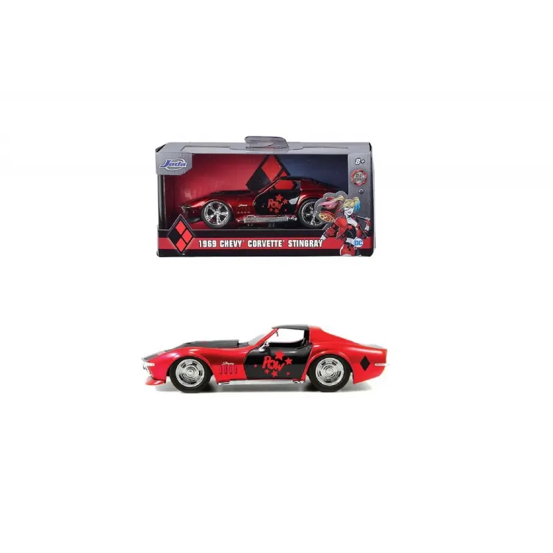 MAȘINĂ METALICĂ HARLEY QUINN 1969 CORVETTE STINGRAY SCARA 1 LA 32