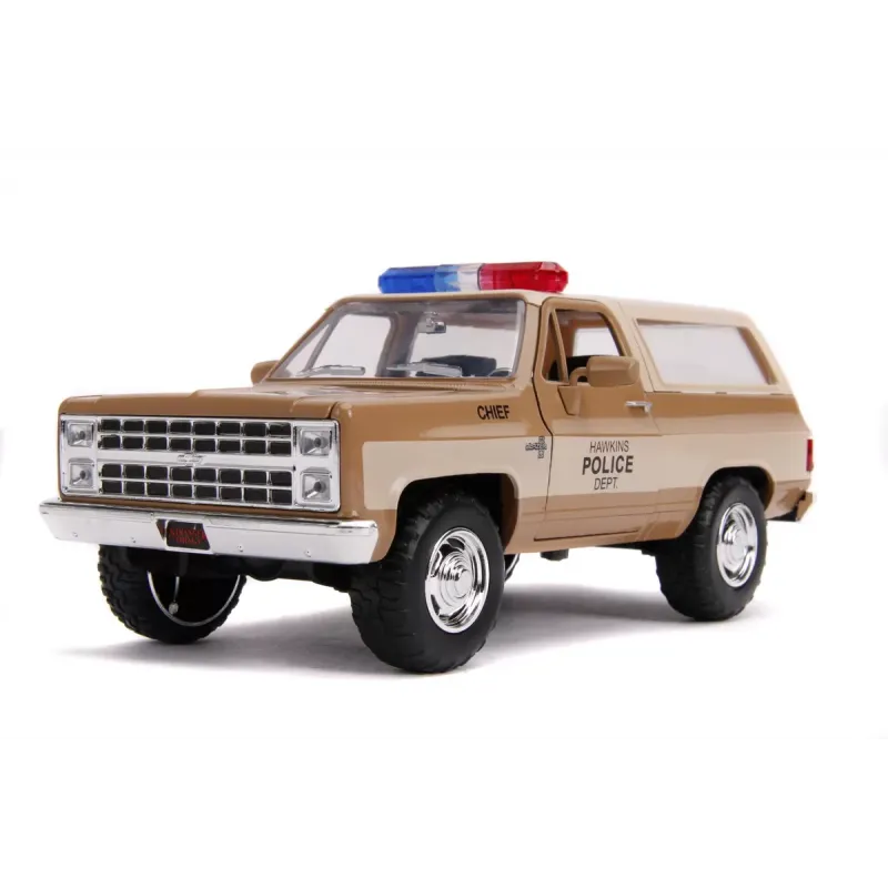 MACHETA METALICĂ 1980 CHEVY POLICE K5 SCARA 1 LA 24