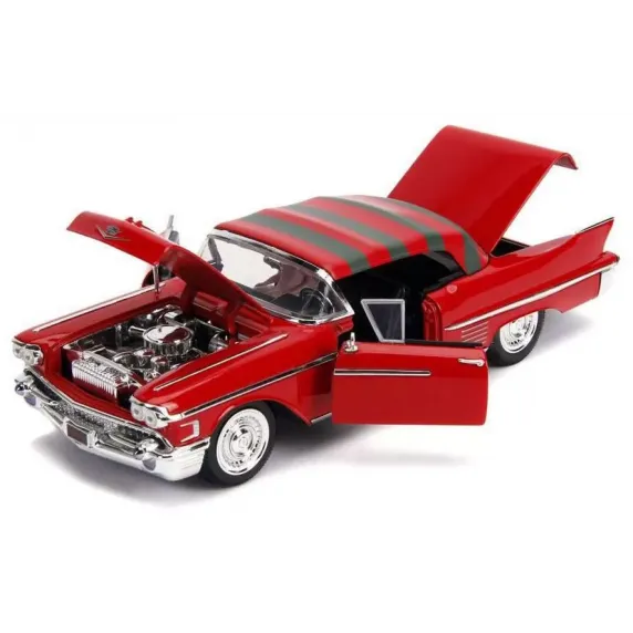 MACHETA METALICĂ FREDDY KRUEGER 1958 CADILLAC MODEL 62 SCARA 1 LA 24