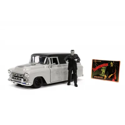 SET MAȘINUȚĂ 1957 CHEVY SUBURBAN ȘI FIGURINĂ FRANKENSTEIN