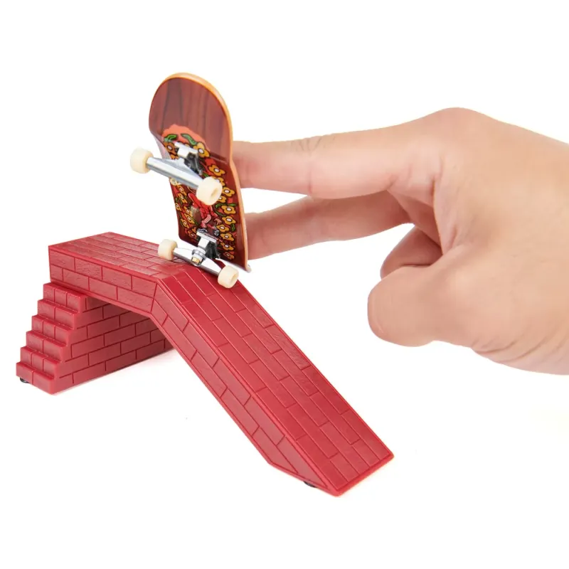 TECH DECK PACHET CU OBSTACOL FINGERBOARD GONZALES