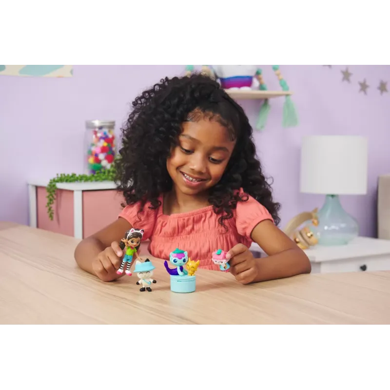 GABBYS DOLLHOUSE SET PENTRU CAMPING