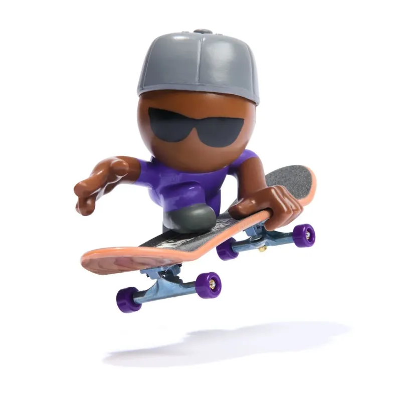 TECH DECH SK8 CREW PACHET PLACA ȘI FIGURINĂ 9.6CM SAPCA GRI