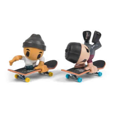 TECH DECH SK8 CREW PACHET 2 SETURI PLACA ȘI FIGURINĂ 9.6CM SAPCA NEAGRA ȘI CASCA NEAGRA