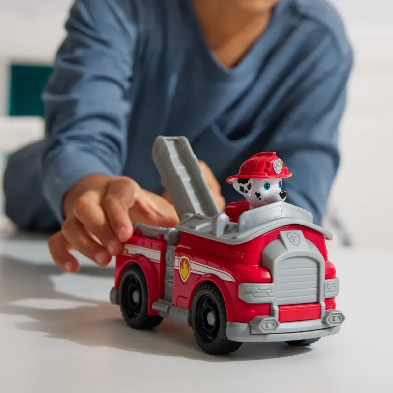 PATRULA CĂȚELUSILOR SET VEHICUL DE BAZA MAȘINĂ DE POMPIERI ȘI FIGURINĂ MARSHALL