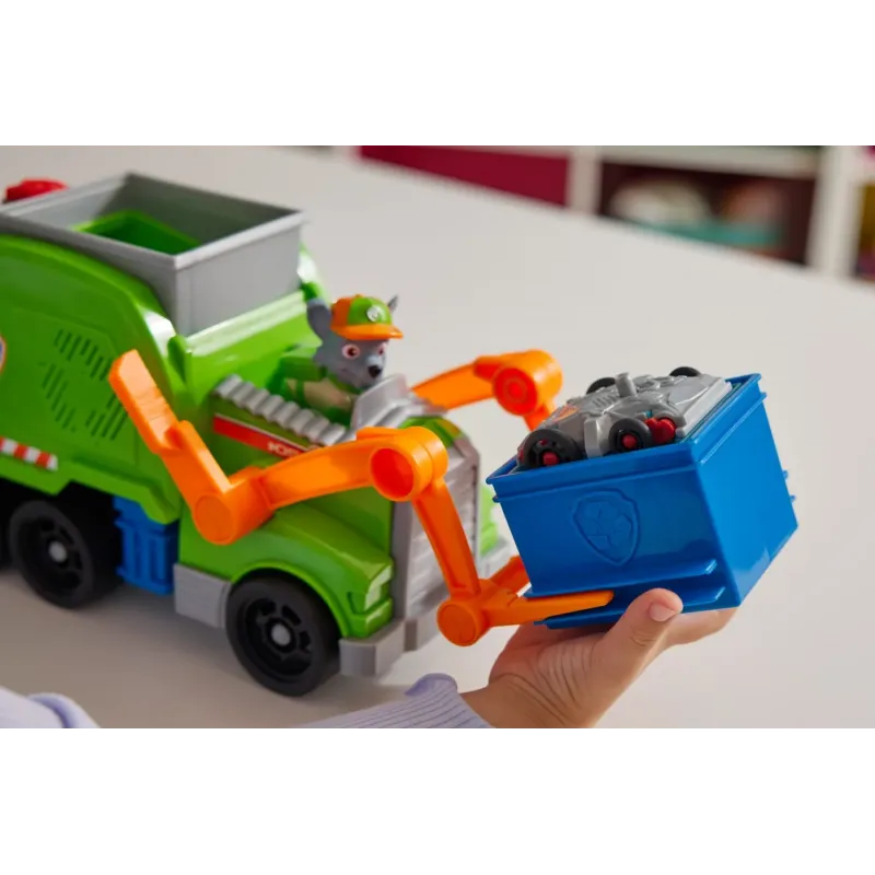 PATRULA CĂȚELUSILOR ROCKY ȘI CAMIONUL DE RECICLARE CRUSH N ROLL