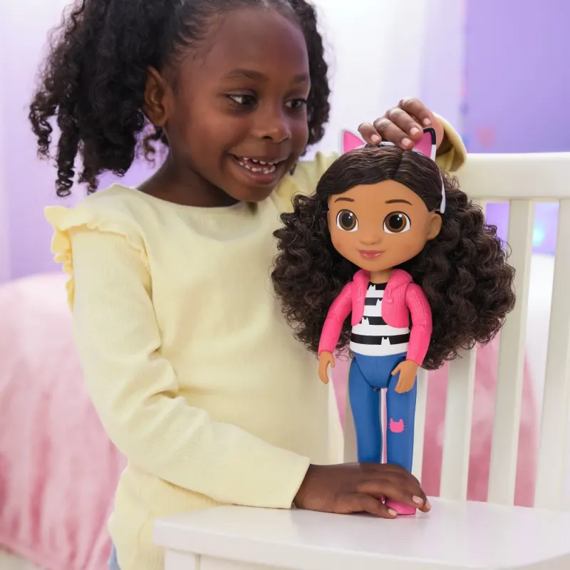 GABBYS DOLLHOUSE PAPUSA GABBY 33CM