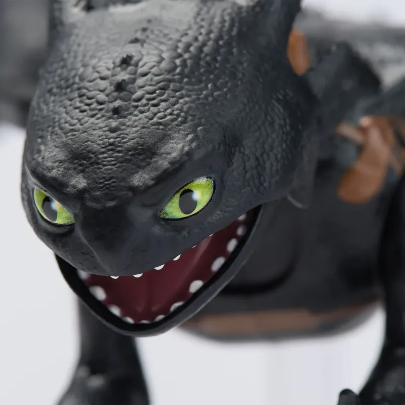 CUM SA ITI DRESEZI DRAGONUL DRAGON INTERACTIV CU EFECTE LUMINOASE