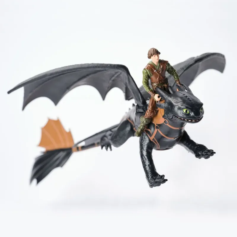 CUM SA ITI DRESEZI DRAGONUL SET DRAGON TOOTHLESS ȘI FIGURINĂ VIKING HICCUP
