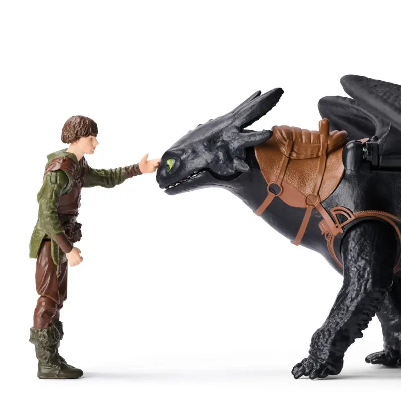 CUM SA ITI DRESEZI DRAGONUL SET DRAGON TOOTHLESS ȘI FIGURINĂ VIKING HICCUP