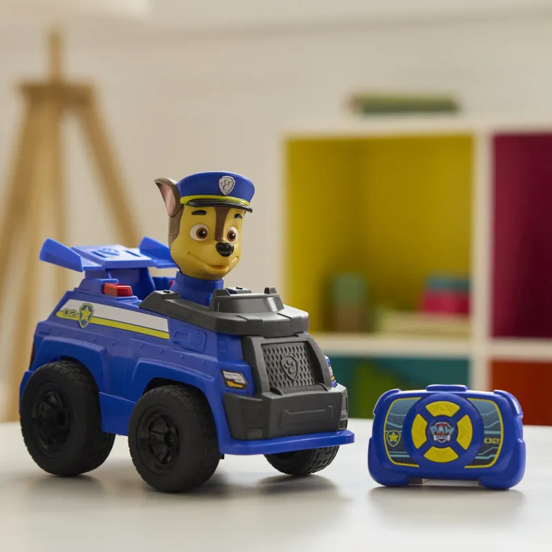 PATRULA CĂȚELUSILOR VEHICUL CU TELECOMANDĂ ACTION CRUISER ȘI FIGURINĂ CHASE