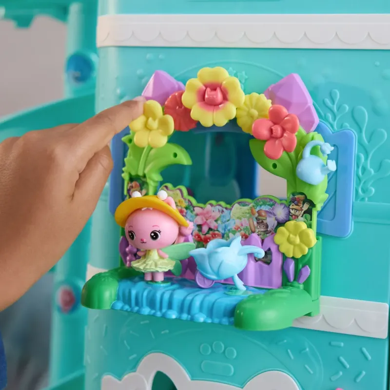 GABBYS DOLLHOUSE FILMUL SET BALCONUL GRADINA ȘI FIGURINĂ ZANA REGINA KITTY CU  ACCESORII