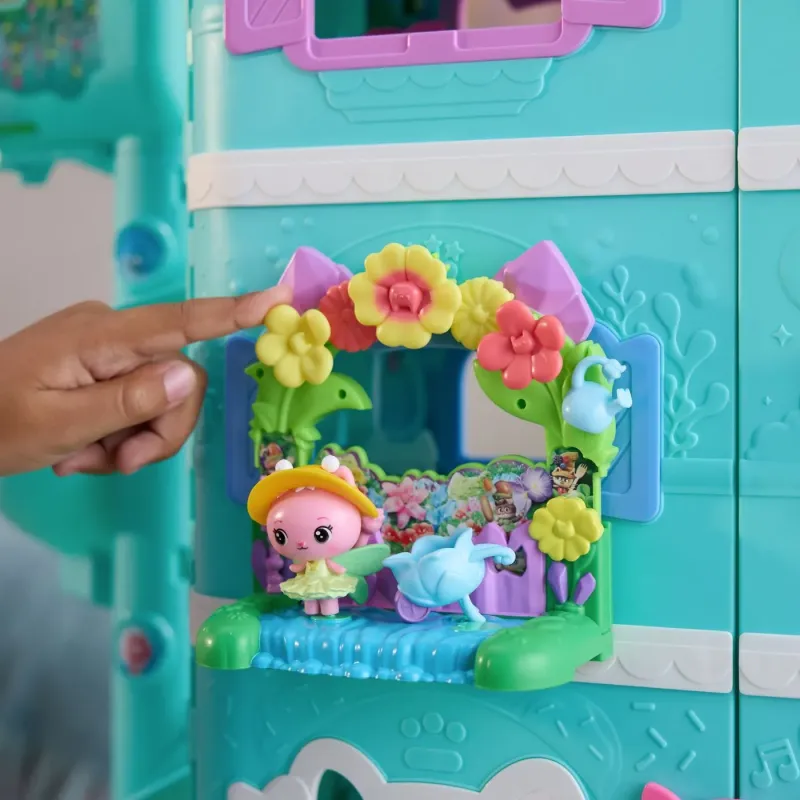 GABBYS DOLLHOUSE FILMUL SET BALCONUL GRADINA ȘI FIGURINĂ ZANA REGINA KITTY CU  ACCESORII