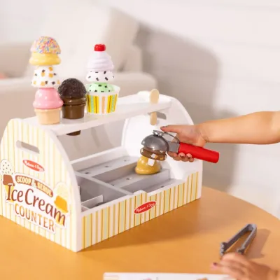 MELISSA AND DOUG SET DE JOACĂ DIN LEMN TEJGHEAUA CU INGHEȚATĂ