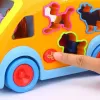 CAMIONETA CU FORME SUNETE ȘI LUMINI
