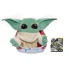 STAR WARS BABY YODA MANDALORIANUL SE ASCUNDE