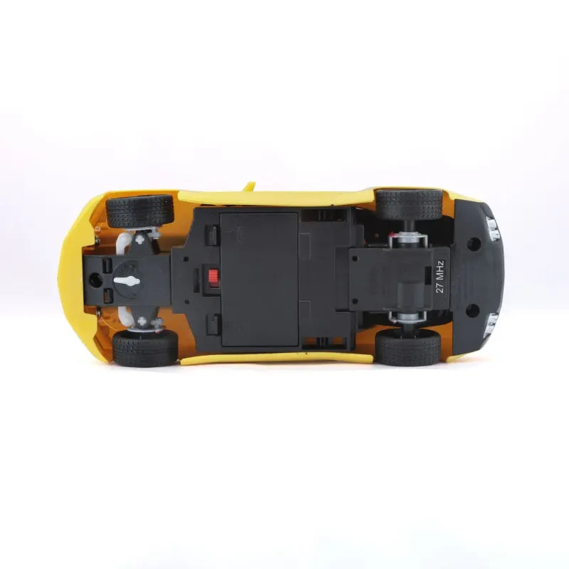 MAISTO MAȘINUȚĂ CU TELECOMANDĂ 2.4GHz CHEVROLET CAMARO SS 2016 SCARA 1 LA 24