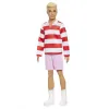 BARBIE FASHIONISTAS PAPUSA KEN BLOND CU BLUZA POLO DUNGI ROSII ALBE