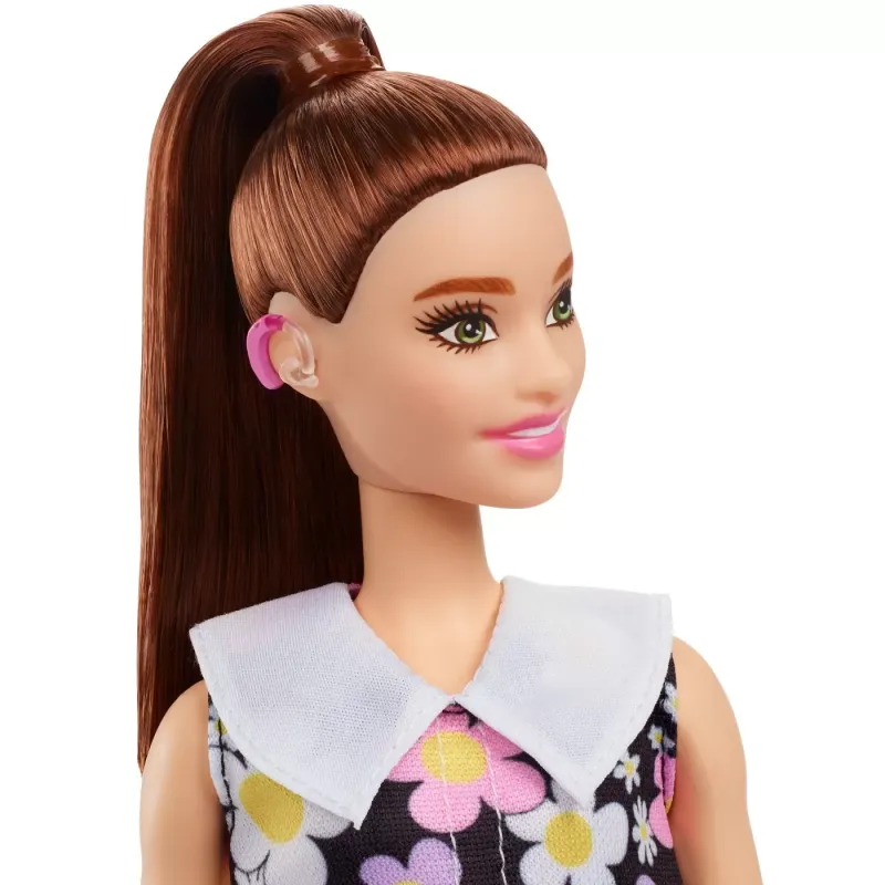 PAPUSA BARBIE FASHIONISTA SATENA CU ROCHIE CU IMPRIMEU FLORAL