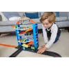 HOT WHEELS GARAJUL CU CASCADORII