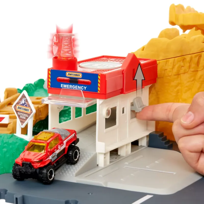 MATCHBOX SET ACTION DRIVERS CANIONUL CU SUNETE ȘI LUMINI