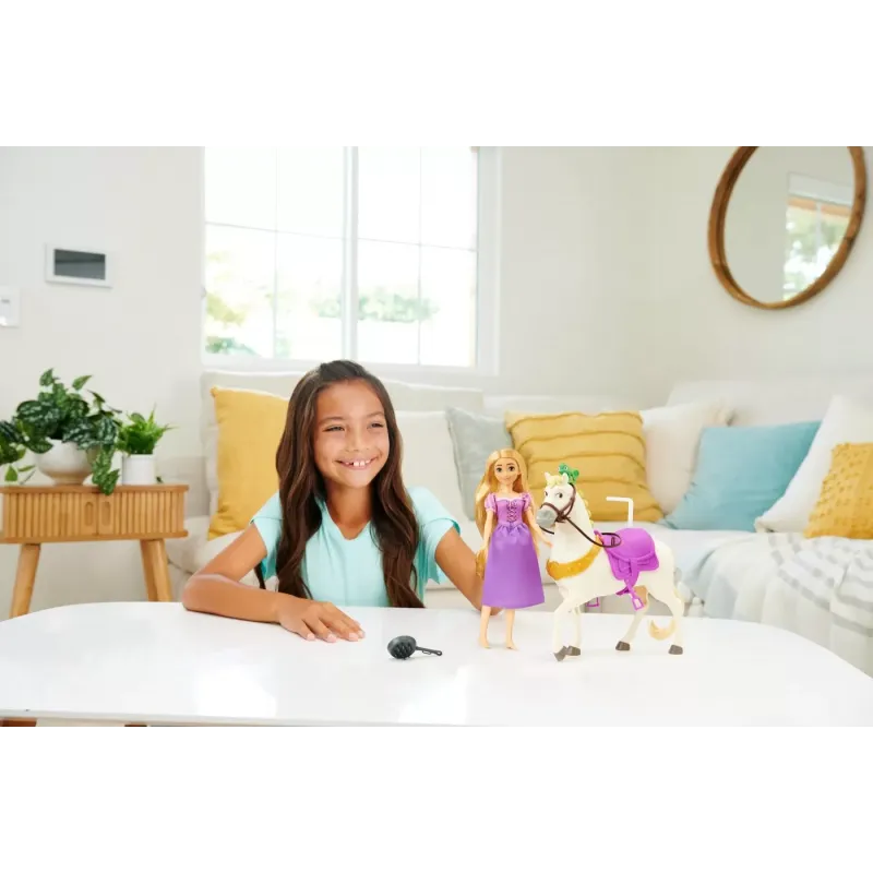 DISNEY PRINCESS SET PAPUSA RAPUNZEL ȘI CALUL MAXIMUS