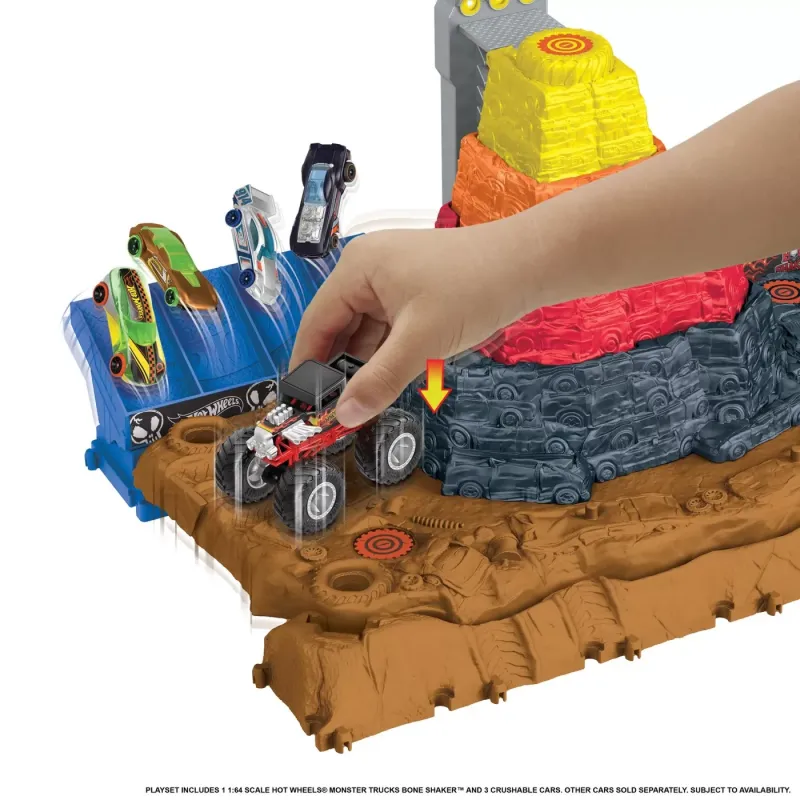 HOT WHEELS MONSTER TRUCKS ARENA SMASHERS BONE SHAKER ARENA ULTIMATE CRUSH