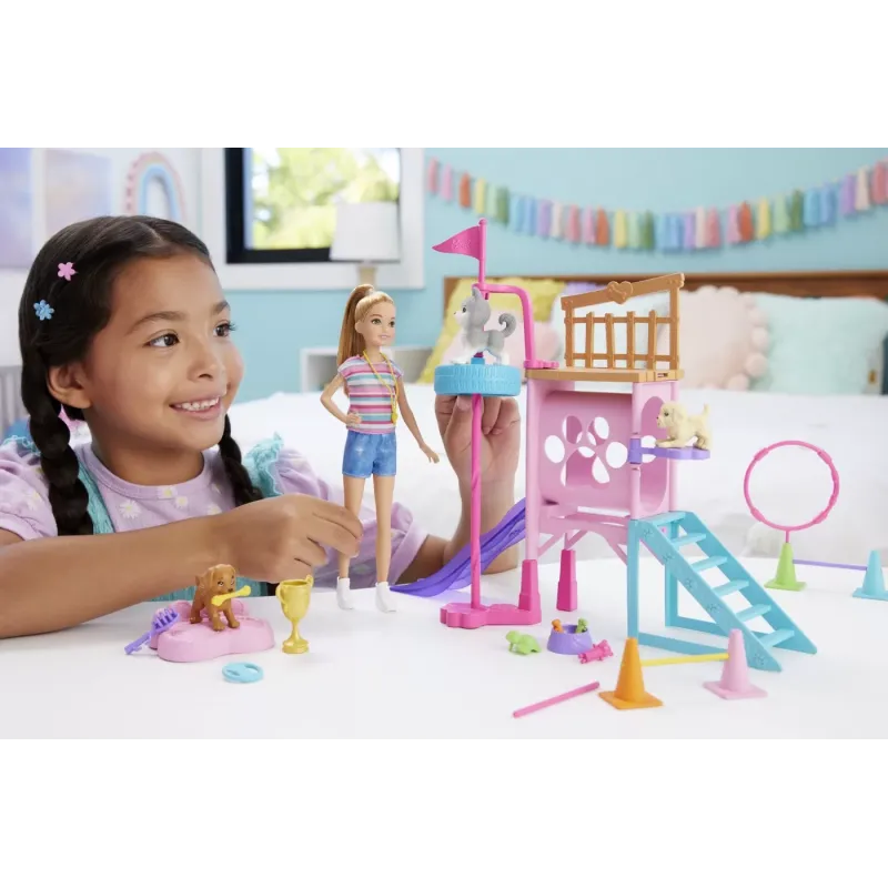 BARBIE ȘI STACIE PAPUSA STACIE DRESOARE DE CATEI