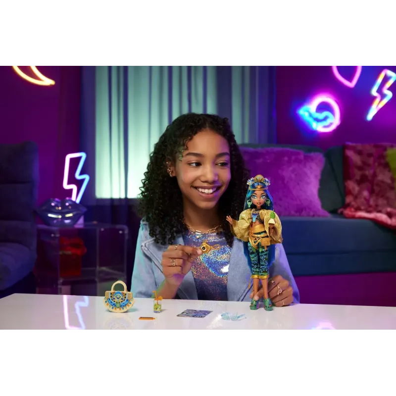 MONSTER HIGH PAPUSA CLEO DE NILE