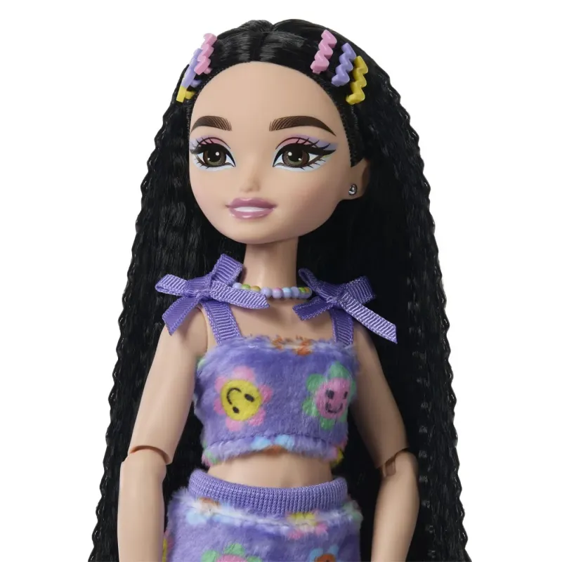 BARBIE DREAM BESTIES PAPUSA RENNE PETRECERE PE ROLE