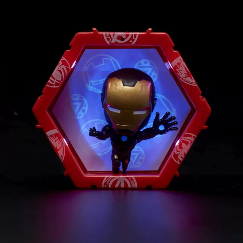WOW! PODS - MARVEL IRON MAN CU ARMURA NEGRU ȘI AURIU