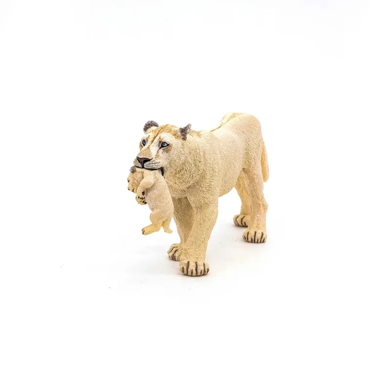 PAPO FIGURINĂ LEOAICA ALBA CU PUI