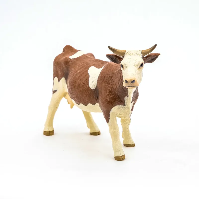 PAPO FIGURINĂ VACA SIMMENTAL