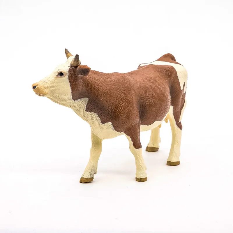 PAPO FIGURINĂ VACA SIMMENTAL