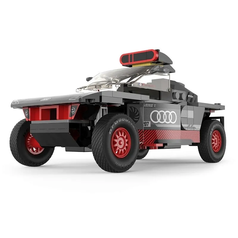 MAȘINUȚĂ CONSTRUIBILA AUDI RS Q E TRON SCARA 1 LA 30