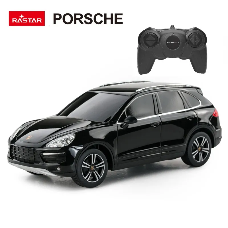 MAȘINĂ CU TELECOMANDĂ PORSCHE CAYENNE TURBO NEGRU CU SCARA 1 LA 24