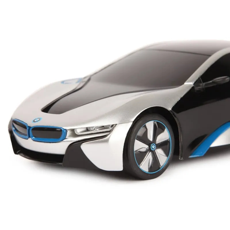 MAȘINĂ CU TELECOMANDĂ BMW I8 ARGINTIE SCARA 1 LA 24