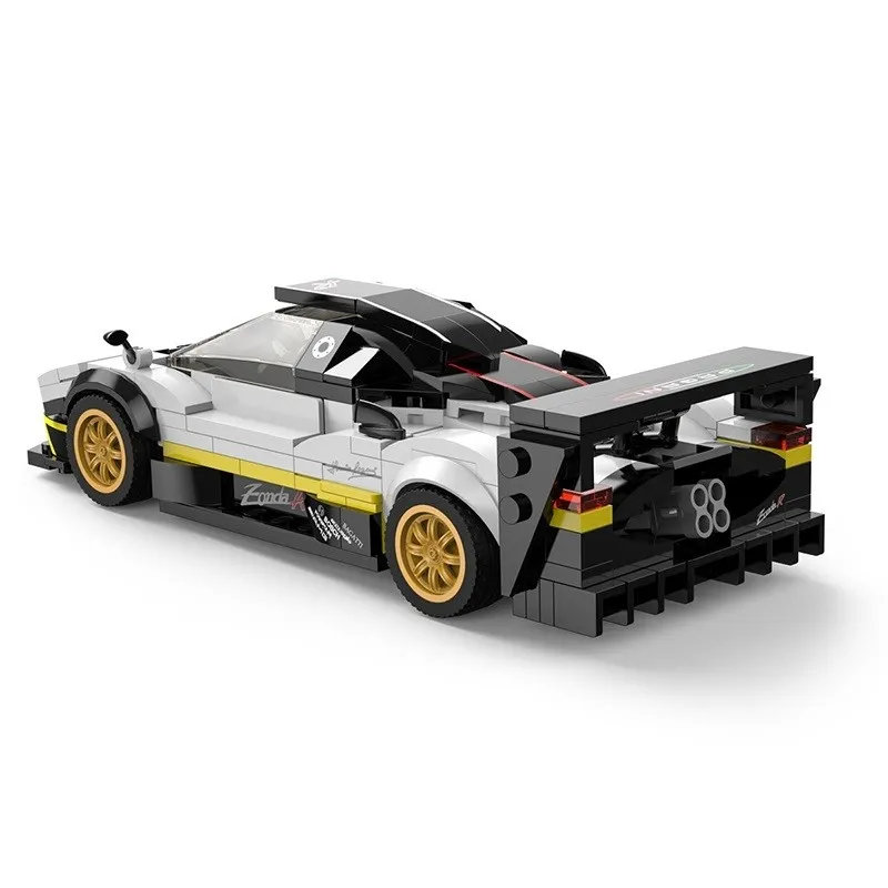 MAȘINUȚĂ CONSTRUIBILA PAGANI ZONDA R SCARA 1 LA 28