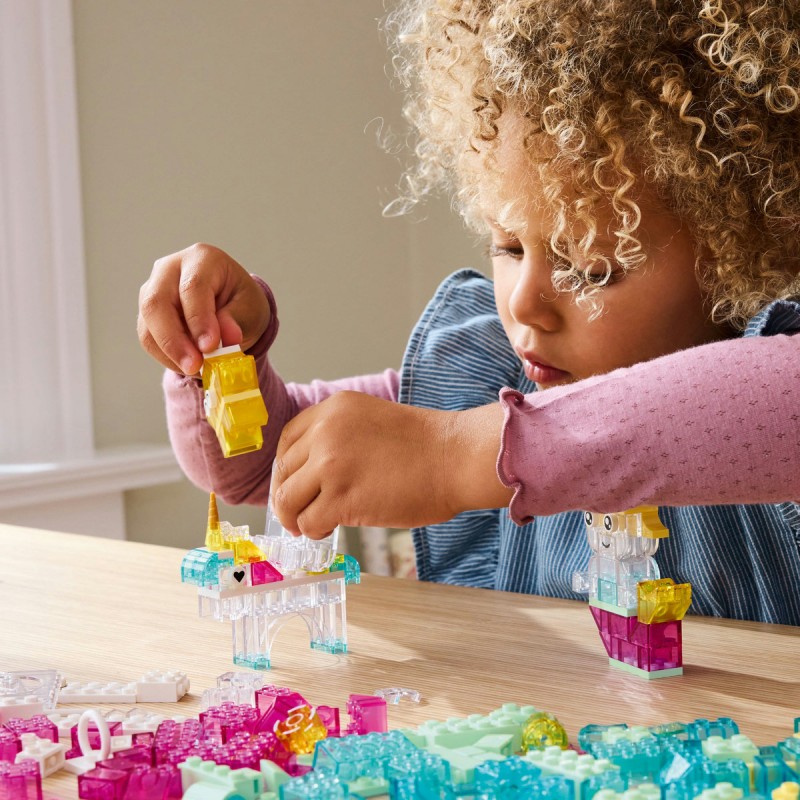 LEGO Classic - Cutie transparenta magica - 11040