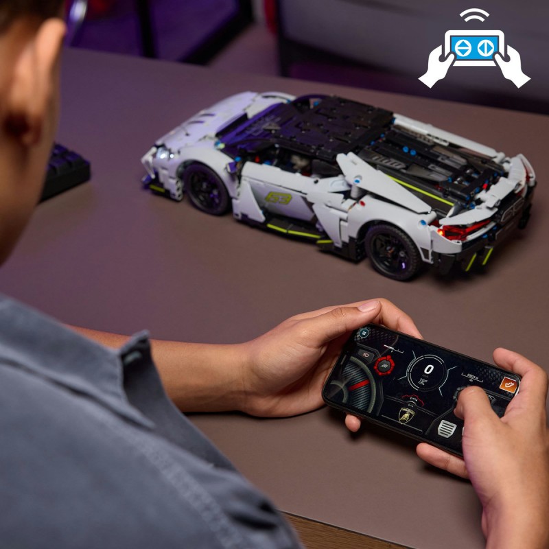 LEGO Technic - Supermasina sport Lamborghini Revuelto - 42214