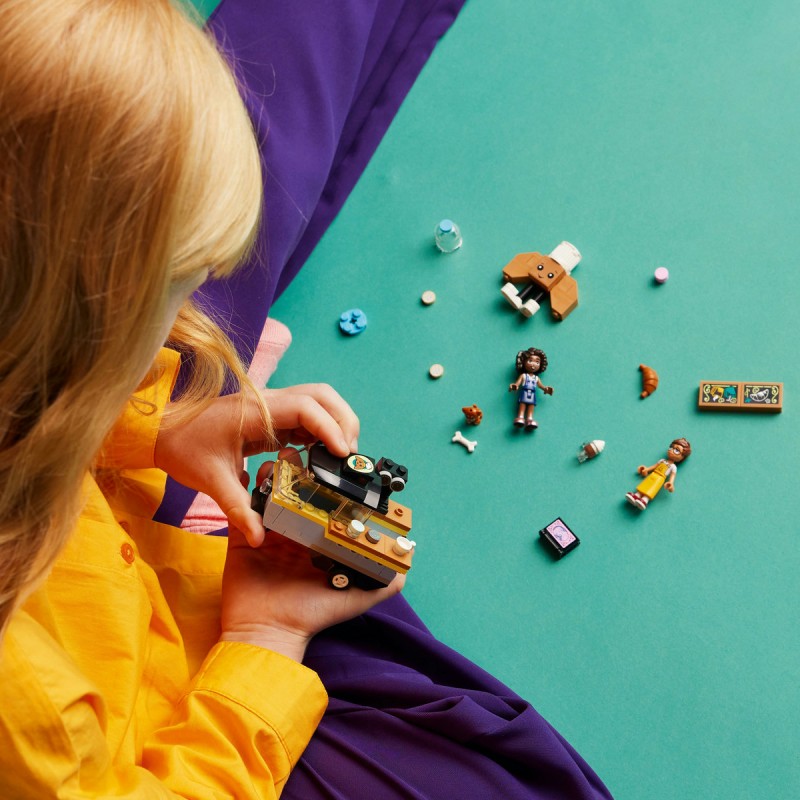 LEGO Friends - Brutaria pe roti - 42606