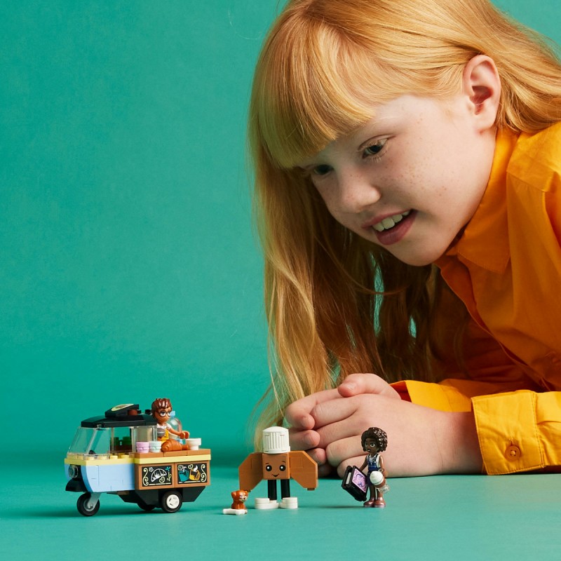 LEGO Friends - Brutaria pe roti - 42606