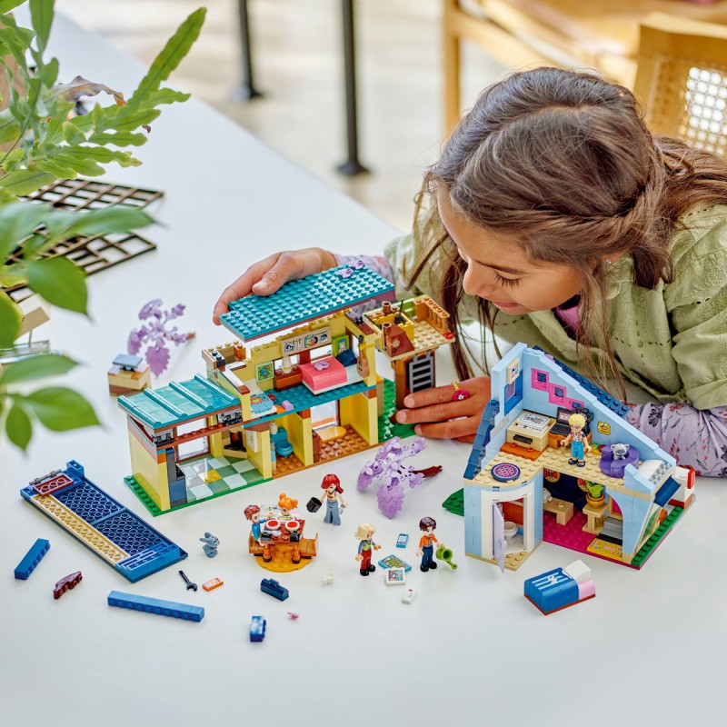 LEGO Friends - Casele lui Olly si Paisley - 42620