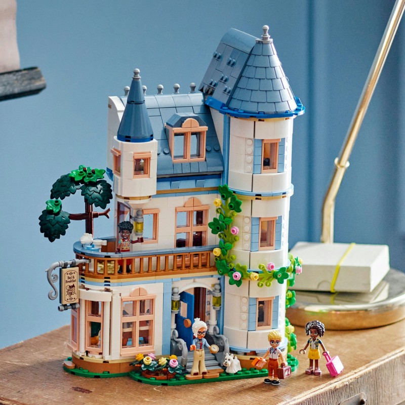 LEGO Friends - Castelul-pensiune - 42638
