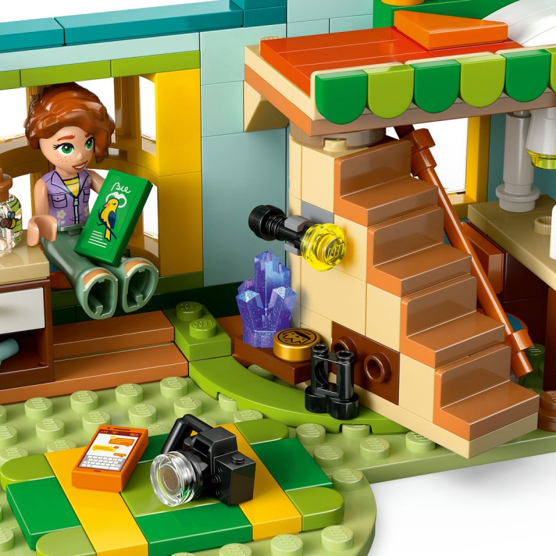 LEGO Friends - Camera lui Autumn - 42646
