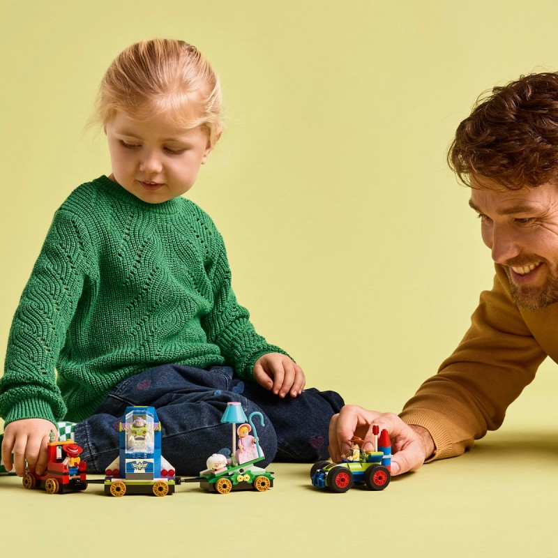 LEGO Disney - Tren aniversar si masina RC din Toy Story - 43264
