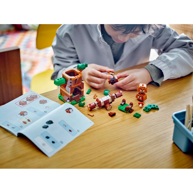 LEGO Super Mario - Teren de joaca pentru Goomba - 71433