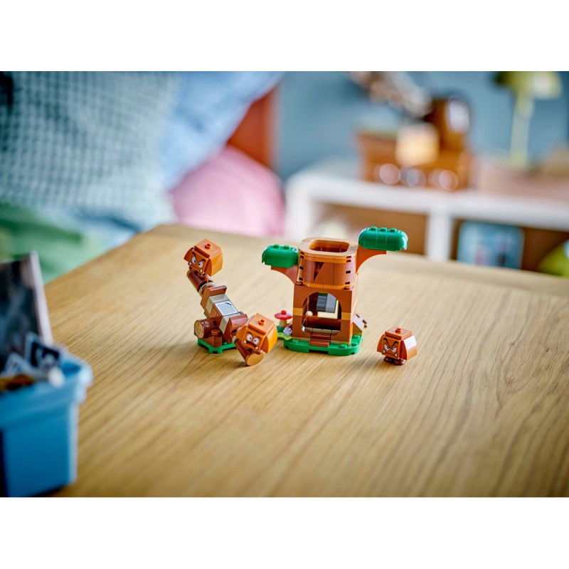 LEGO Super Mario - Teren de joaca pentru Goomba - 71433