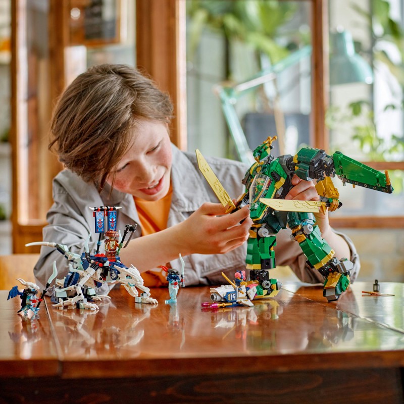 LEGO Ninjago - Robotul-avion cu reacţie al lui Lloyd - 71845