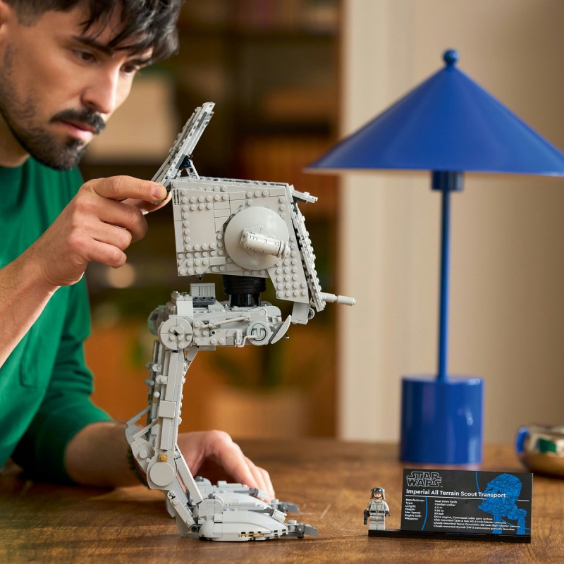 LEGO Star Wars - Robotul biped AT-ST - 75417